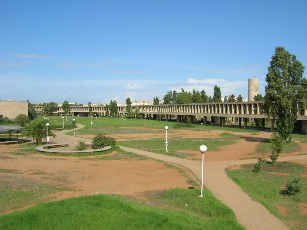 جامعة هواري بومدين للعلوم والتكنولوجيا — Institution photograph