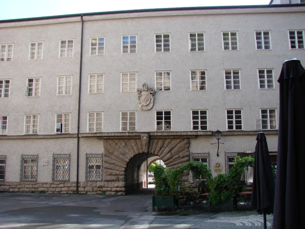 Alma Mater Europaea — Institution photograph